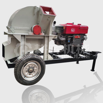 32馬力柴油機樹枝粉碎機GH700移動柴油木削機