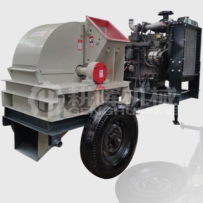 中型移動柴油樹枝粉末機4缸柴油機樹枝粉沫機